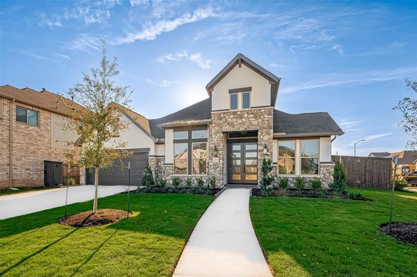 Exterior, Facade, Brick Traditional