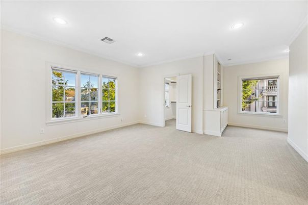 Empty room, Interior, Recessed Lighting