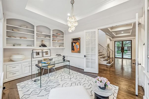 Interior, Pendant Lights, Recessed Lighting, Wood Texture Flooring