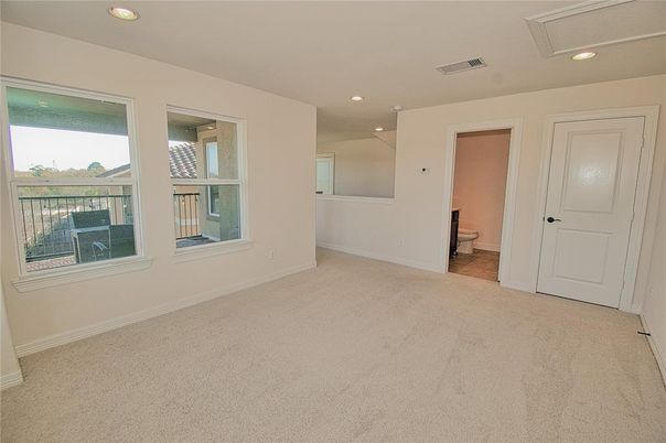 Bathroom, Empty room, Interior, Recessed Lighting