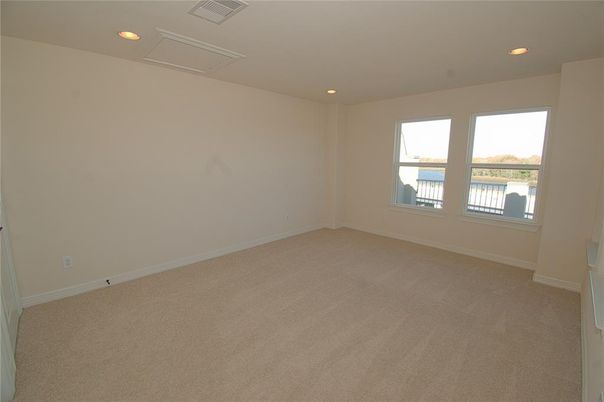 Empty room, Interior, Recessed Lighting