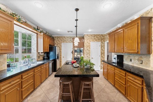 Interior, Kitchen, Pendant Lights, Recessed Lighting, Stainless Steel Appliances