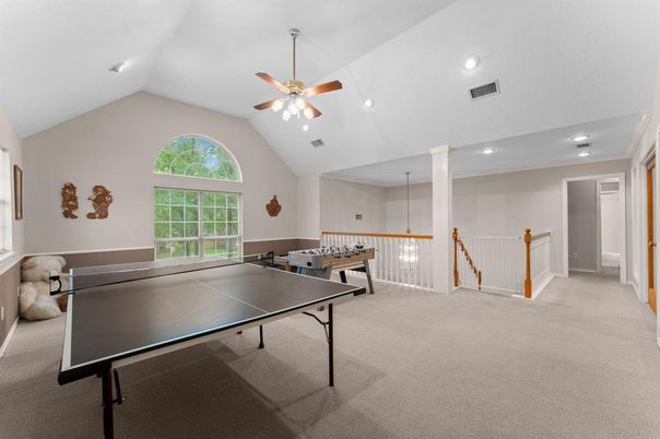 Game Room, Interior, Recessed Lighting