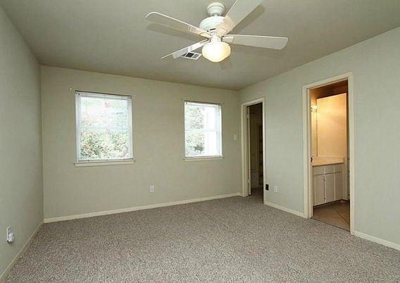 Bathroom, Empty room, Interior