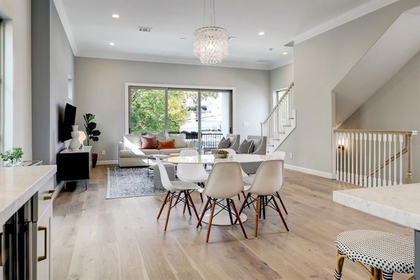 Chandelier, Dining room, Interior, Living room, Recessed Lighting, Wood Texture Flooring