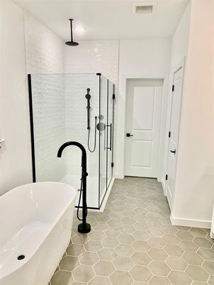 Bathroom, Free Standing Baths, Glass Shower, Interior, Recessed Lighting