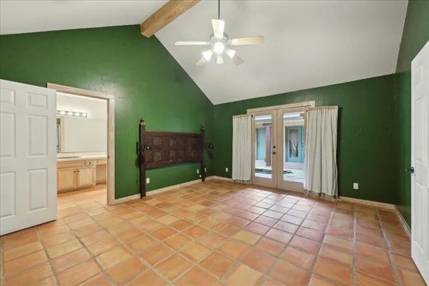 Bathroom, Interior, Wooden Beams