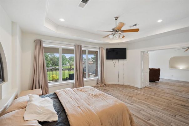 Bedroom, Interior, Recessed Lighting, Wood Texture Flooring