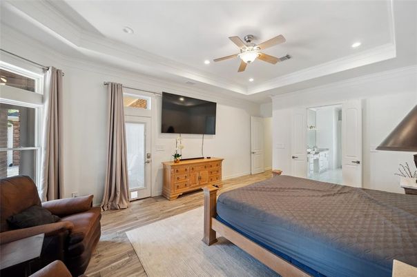 Bedroom, Interior, Recessed Lighting, Wood Texture Flooring