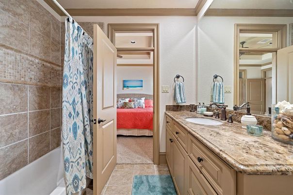 Bathroom, Bedroom, Dual Sink Vanities, Interior