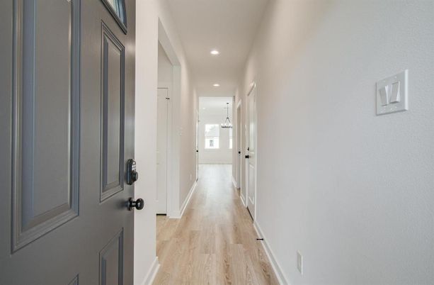 Interior, Pendant Lights, Recessed Lighting, Wood Texture Flooring