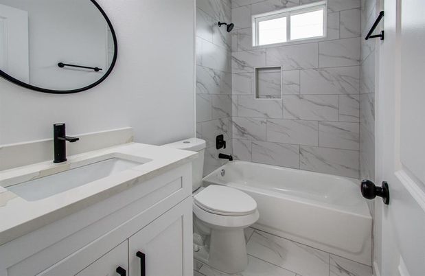 Bathroom, Interior, Marble, Marble Walls
