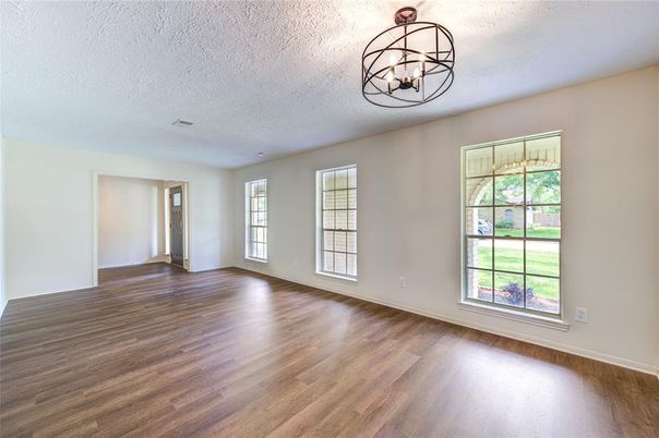 Chandelier, Empty room, Interior, Wood Texture Flooring