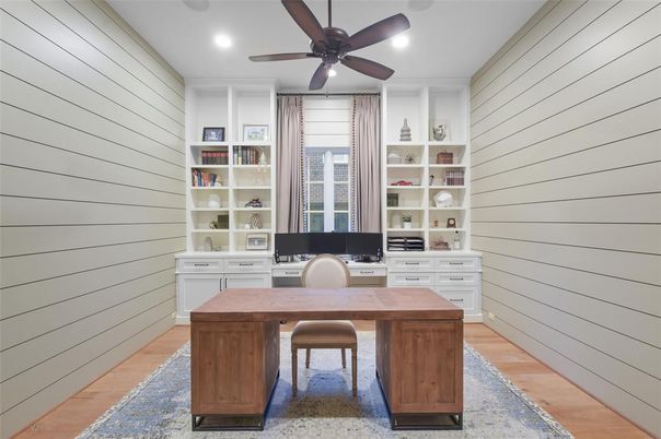 Home Office, Interior, Recessed Lighting, Wood Texture Flooring