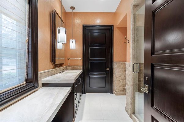 Bathroom, Interior, Pendant Lights