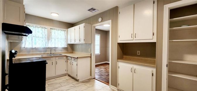 Interior, Kitchen, Marble, Recessed Lighting