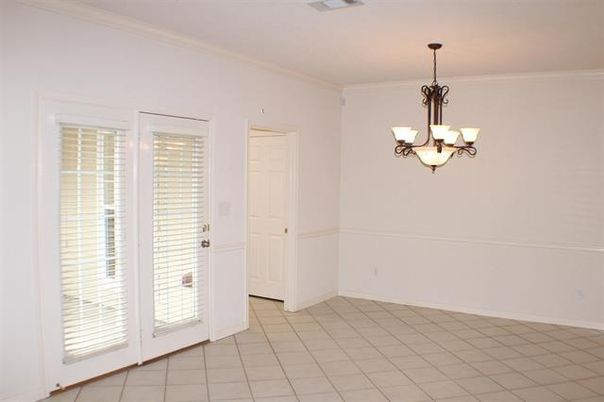 Chandelier, Empty room, Interior