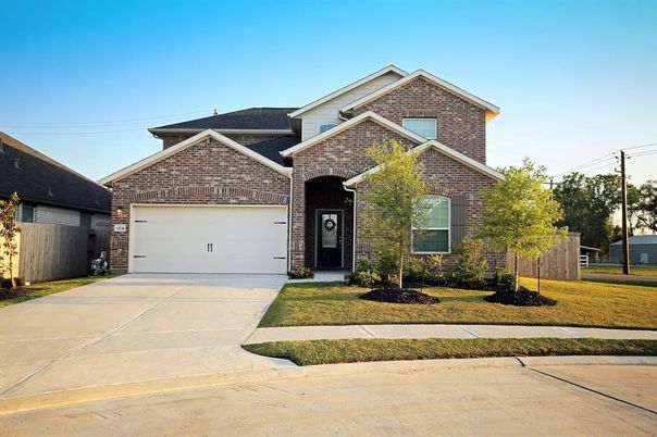 Attached, Exterior, Facade, Brick Facade, Brick Traditional