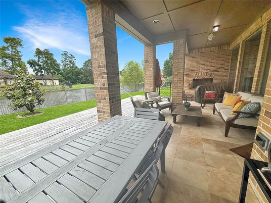 Exterior, Fireplace