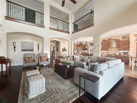 Interior, Kitchen, Living room, Recessed Lighting, Wood Texture Flooring