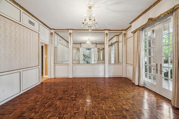 Chandelier, Empty room, Interior, Wood Texture Flooring