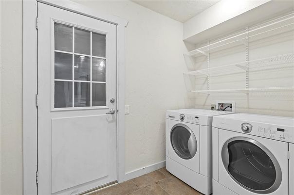 Interior, Washer
