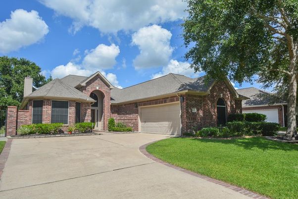 Attached, Exterior, Facade, Brick Facade, Brick Traditional