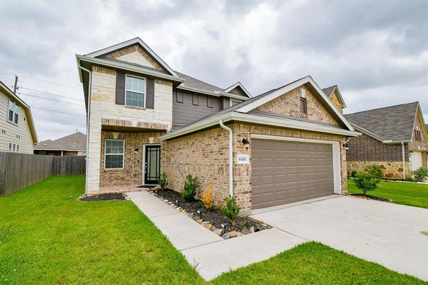 Attached, Exterior, Facade, Brick Facade, Brick Traditional