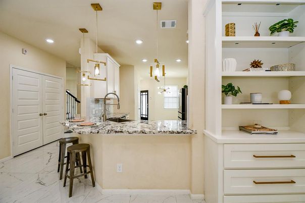 Interior, Kitchen, Marble, Pendant Lights, Recessed Lighting