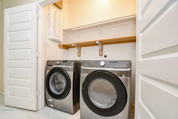Interior, Marble, Utility Closets, Washer