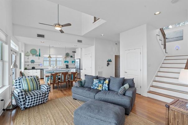 Dining room, Interior, Kitchen, Living room, Pendant Lights, Recessed Lighting, Stainless Steel Appliances, Wood Texture Flooring
