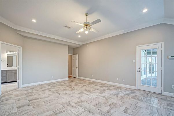 Bathroom, Empty room, Interior, Marble, Recessed Lighting