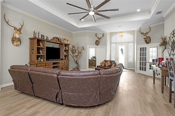Interior, Living room, Recessed Lighting, Wood Texture Flooring