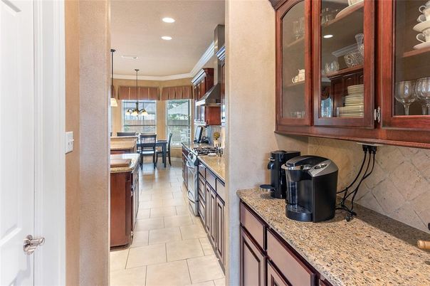 Dining room, Interior, Kitchen, Pendant Lights, Recessed Lighting