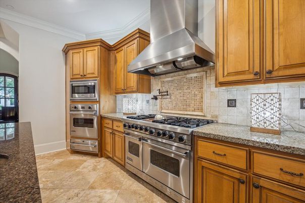 Interior, Kitchen, Stainless Steel Appliances