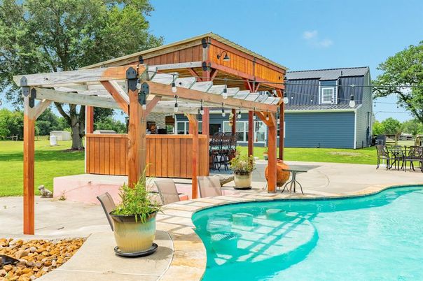 Backyard, Exterior, Pool