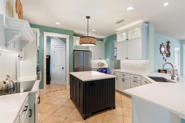 Interior, Kitchen, Pendant Lights, Recessed Lighting
