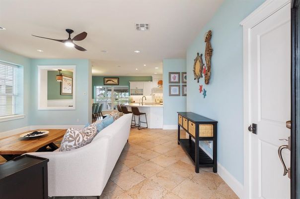 Dining room, Interior, Kitchen, Living room, Recessed Lighting