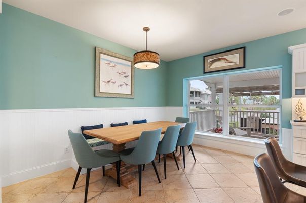 Dining room, Interior, Pendant Lights