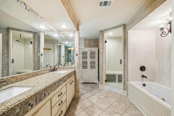 Bathroom, Dual Sink Vanities, Glass Shower, Interior, Recessed Lighting