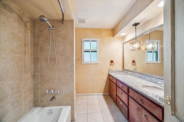 Bathroom, Dual Sink Vanities, Interior, Pendant Lights, Recessed Lighting