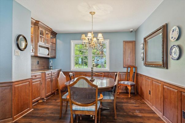 Chandelier, Dining room, Interior, Wood Texture Flooring