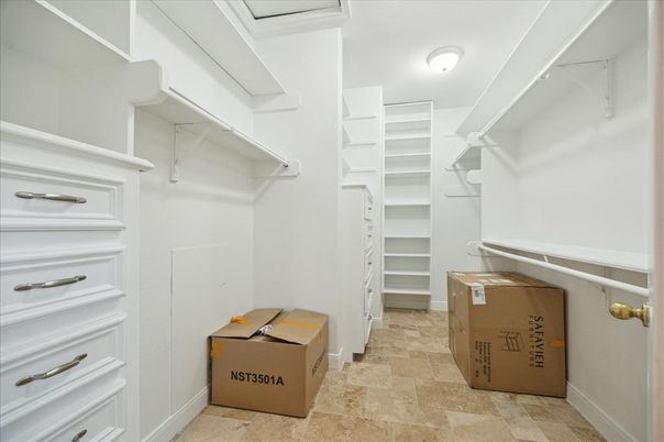 Interior, Walk-in Closets