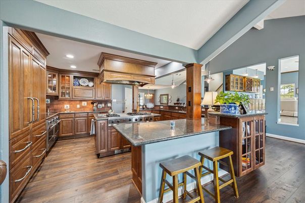 Interior, Kitchen, Pendant Lights, Recessed Lighting, Wood Texture Flooring