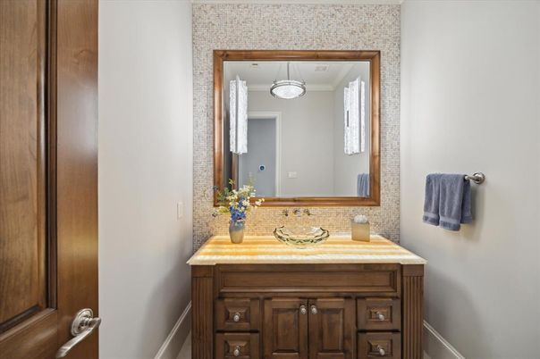 Bathroom, Interior, Pendant Lights