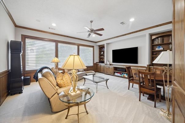 Dining room, Interior, Living room, Recessed Lighting