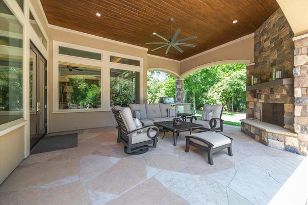 Exterior, Fireplace