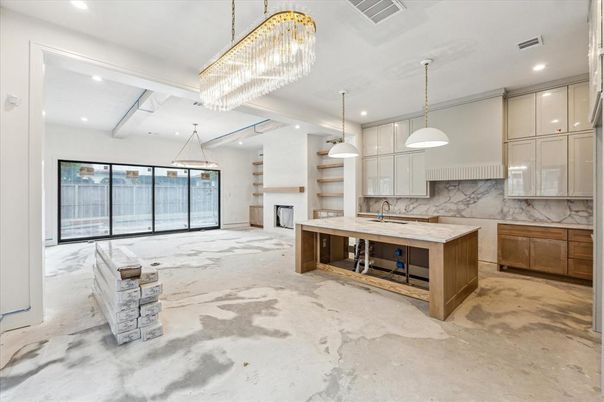 Chandelier, Interior, Kitchen, Marble Walls, Pendant Lights, Recessed Lighting