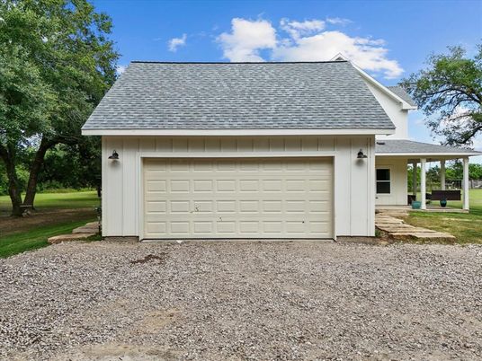 Detached Garage, Exterior