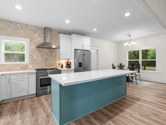 Chandelier, Dining room, Interior, Kitchen, Recessed Lighting, Stainless Steel Appliances, Wood Texture Flooring